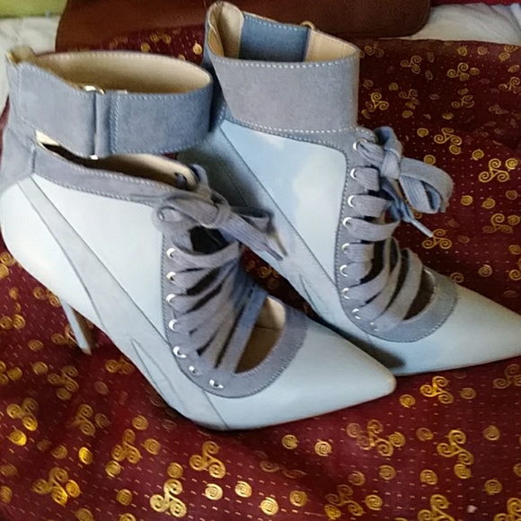 Wild Diva. Blue. Booties - Picture 4 of 4